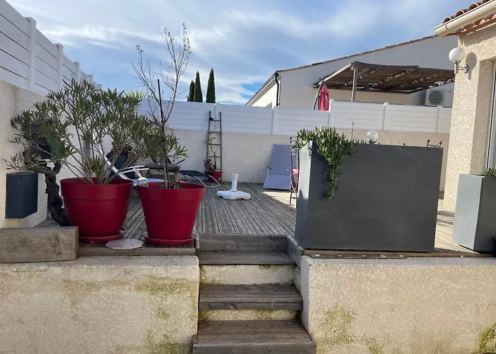 Calme Deux Proche De La Confort Βίλα